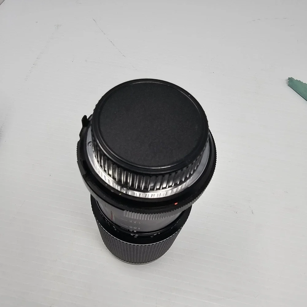Kiron Tele Zoom‎ Camera Lens 80-200mm f/4 - 1:4 With Filter Shylight & Hood